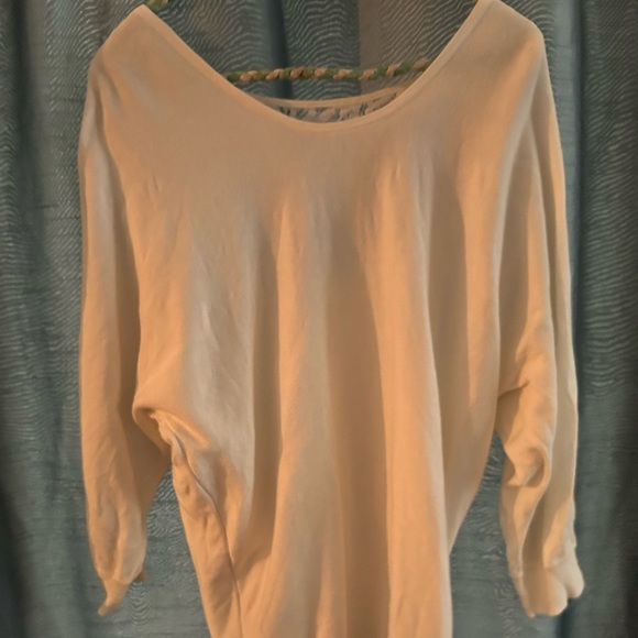 Kismet Ivory Long Sleeve Top with lace insert at back - XL - new or like new - Picture 7 of 10